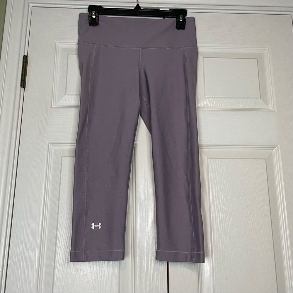 Under Armour Lavender Workout Capris Heatgear